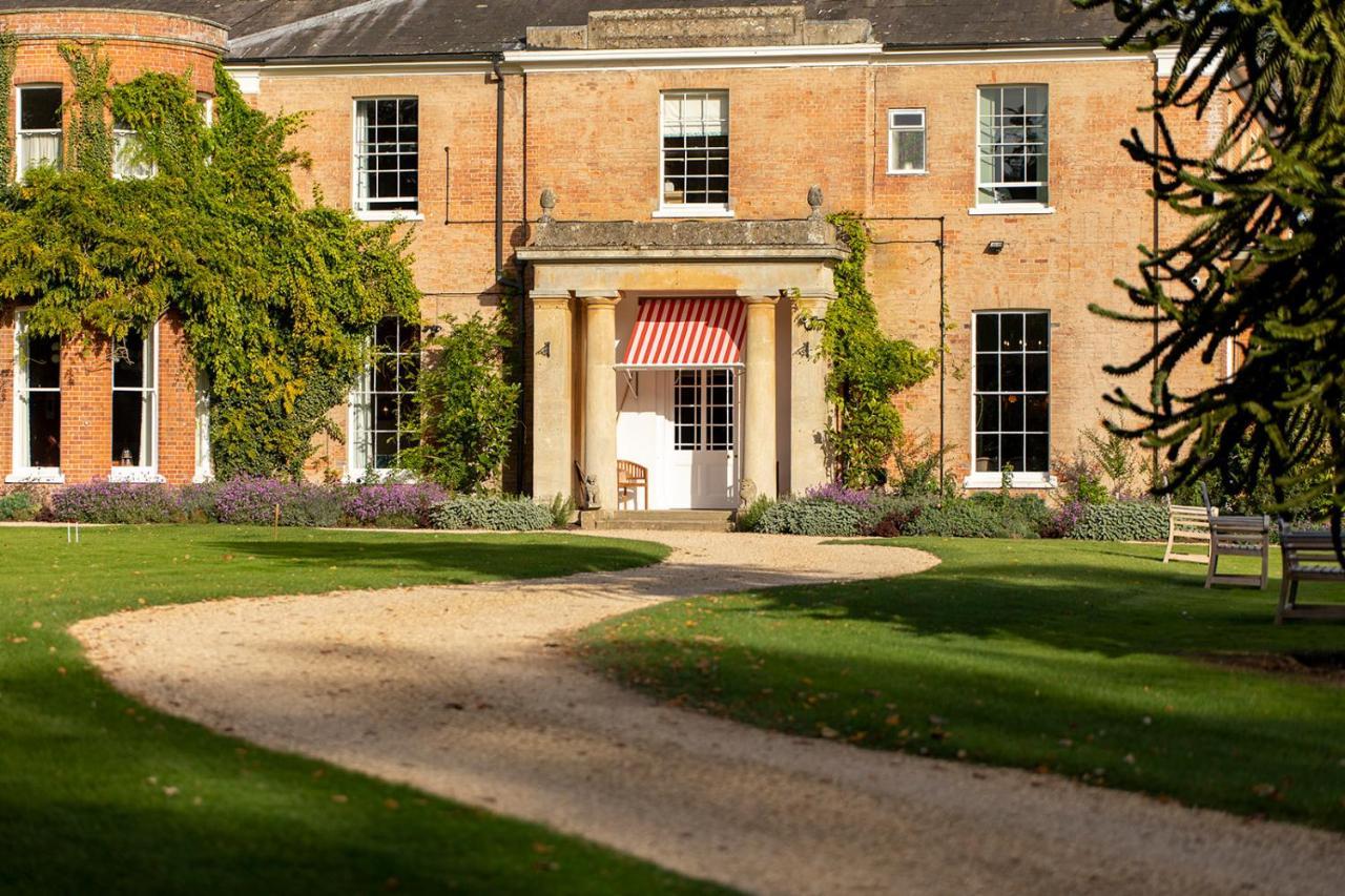 The Retreat, Elcot Park Hotel Newbury  Exterior photo